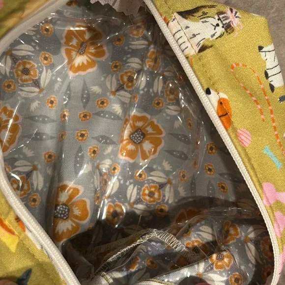 Dana Herbert Dog Print Cosmetic Case - Picture 9 of 12